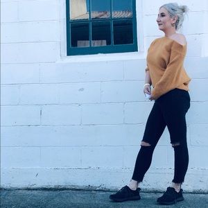 Meet your Posher, Stephania